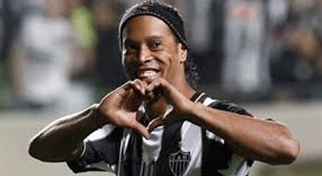 Beşiktaş'ta Ronaldinho transferine onay çıktı