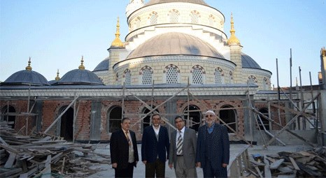 Esenler'de yapılan cami inşaatı yardım bekliyor