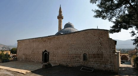 Adana Kozan’da tarihi caminin restorasyonunda sona gelindi