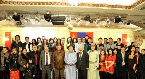 Bağcılar Halk Sarayı’nda Moğol öğrenciler Beyaz Ay Bayramı'nı kutladı