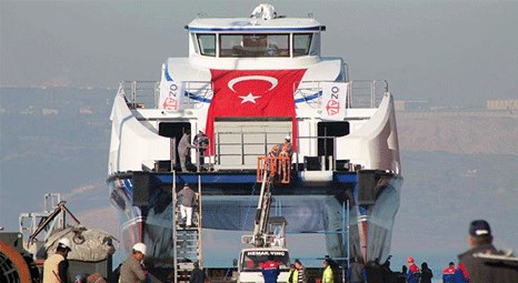 İzmir'in yeni gemilerinden ilki hizmete alındı