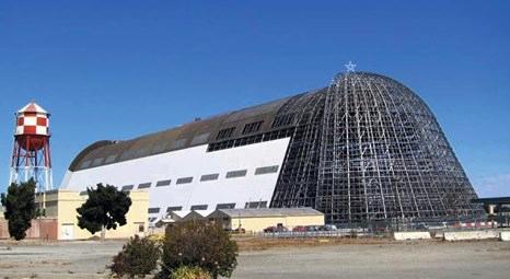 Google, NASA'nın Hangar One'ına talip oldu