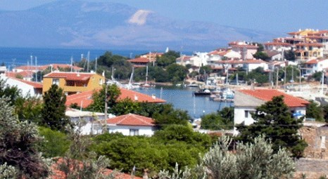 İzmir Çeşme’de 750 bin liraya icradan satılık ikiz villa