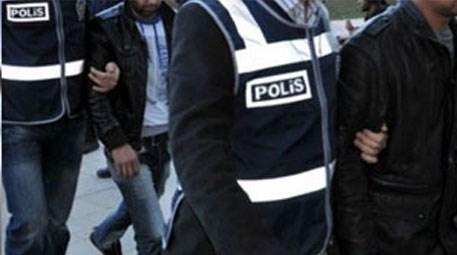 Adana'da hırsızlar vinç kiralayıp 11 prefabrik ev çaldı