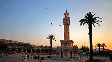 İzmir'e gelen turist sayısında rekor artış yaşandı!
