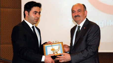 Mehmet Müezzinoğlu Van’da 14 Mart Tıp Bayramı programına katıldı