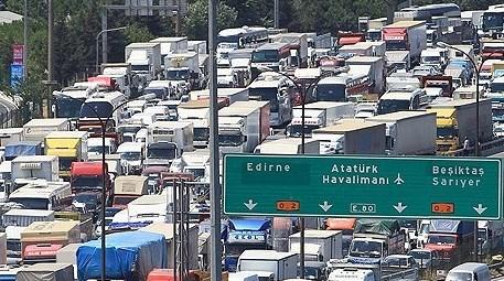 İstanbul'da bugün hangi yollar kapalı?
