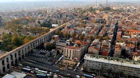İstanbul Fatih’te 950 bin liraya satılık asma katlı 2 dükkan