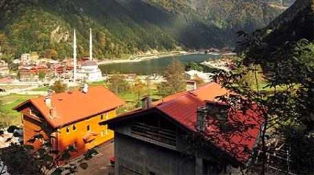 Doğa harikası Trabzon Uzungöl yeni tatil sezonuna hazırlanıyor