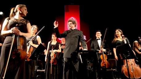 Cem Mansur Quasar İstanbul ana destekçiliğinde 2. konserini verdi