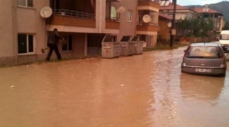 Çorum'daki sel nedeniyle 129 konut zarar gördü 