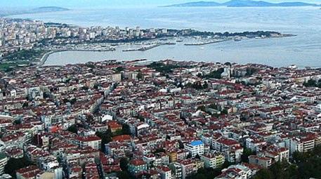 İstanbul'un hangi ilçesinde binaların yüzde 60'ı hasarlı çıktı?