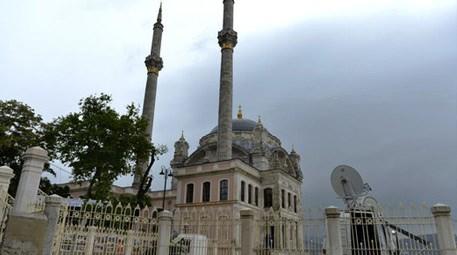Ortaköy Büyük Mecidiye Camisi yeniden ibadete açıldı