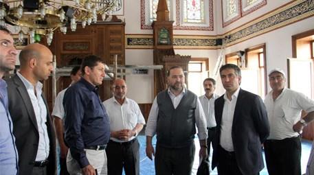 Esenler Belediyesi Allahu Ekber Camisi’nin yaralarını sarıyor