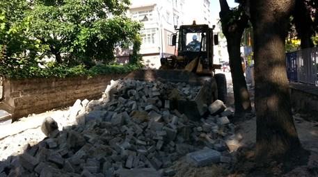 Çatalca’da cadde ve sokakların tamir çalışmaları devam ediyor