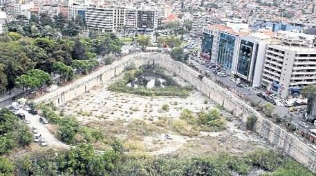 İzmir Dünya Ticaret Merkezi 117 milyon dolardan satışta
