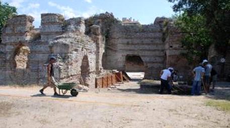 Sinop Balatlar Kilisesi’ndeki kazı çalışmalarında iskelet bulundu