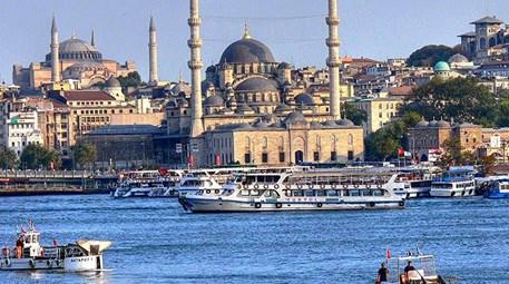 Yabancı turistler İstanbul civarındaki tatil yörelerine akın etti