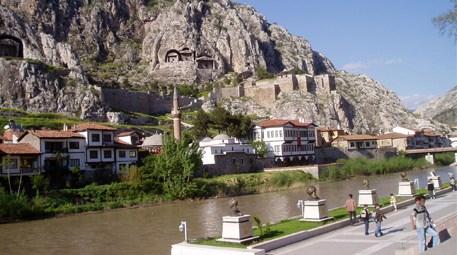 Amasya Merzifon’da 19 işyeri satışa çıkarıldı