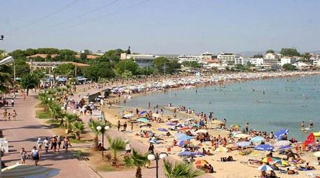 Aydın'da derece 40'ı aştı, plajlar doldu taştı
