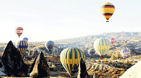 Kapadokya’da balon turizmi ‘patladı’