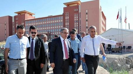 TOKİ Başkanı Turan, kentsel dönüşümü yerinde inceledi