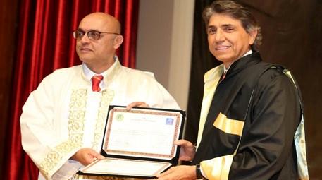 Mustafa Demir’e 'Fahri Doktora' diploması verildi!
