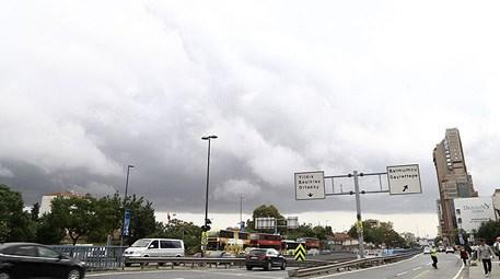 İstanbul’dan 'kestane karası' fırtınası geçti