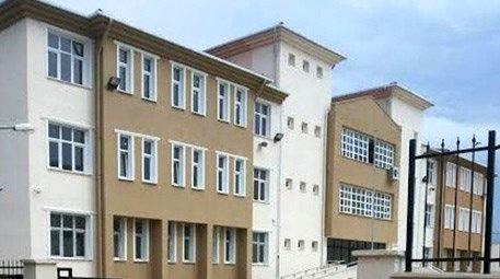 Fatih'teki Mimar Sinan İşitme Engelliler Ortaokulu taşındı