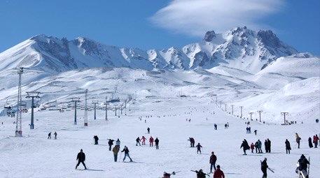 Erciyes Kayak Merkezi kışa hazır