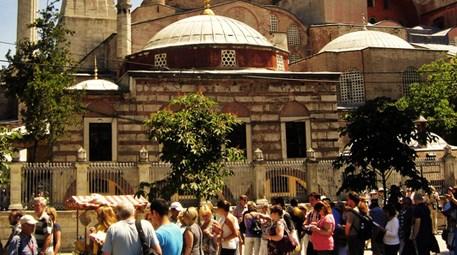 İstanbul'a gelen turist sayısı yüzde 13 arttı