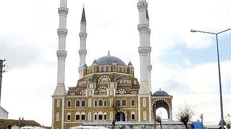 Tarihi Selimiye Camisi’nin benzeri Çorum’da yapıldı!