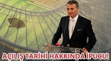 Beşiktaş Vodafone Arena’da çatının yapımına başlandı!
