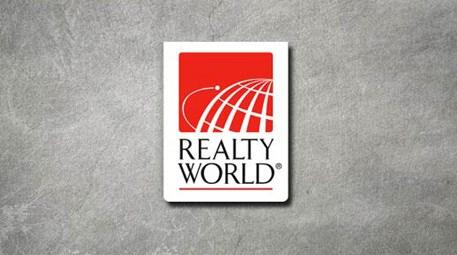 Realty World 42 yıldan beri nerelerde hizmet veriyor?