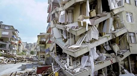 Türkiye'de 411 bin 465 bina yıkıldı!