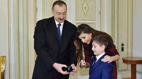 Aliyev, 11 yaşındaki çocuğun dileğini yerine getirdi!