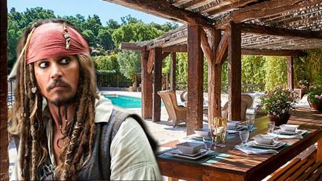 Johnny Depp, St. Tropez'deki fantastik evini satıyor!