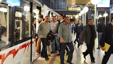 İzmir Metrosu’nda sefer sıklığı 90 saniyeye iniyor