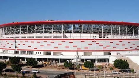 Antalya Arena kapılarını Beşiktaş maçıyla açıyor