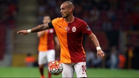 Galatasaray'ın yeni sponsoru 'Dumankaya' oldu