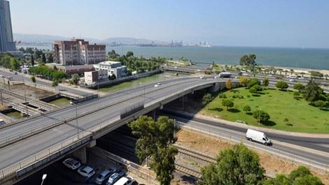 İzmir'deki Adnan Kahveci Köprülü Kavşağı açıldı 