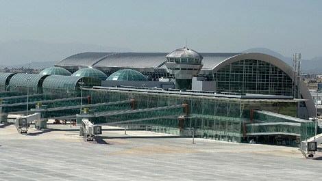 Adnan Menderes Havalimanı'na ikinci pist önerisi