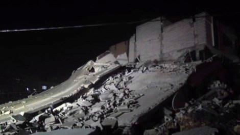 Gaziantep'te 3 katlı bina çöktü!