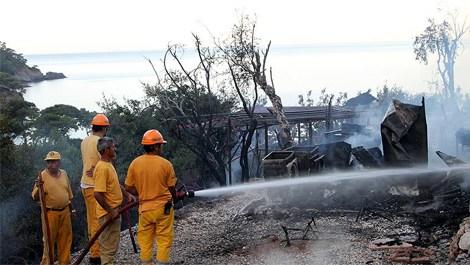 Muğla'da kamp alanında yangın
