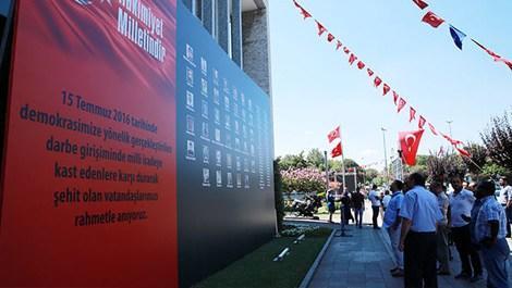 İBB'den şehitler için Taksim'e dev pano