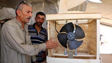 Sıcaktan bunalan Suriyeliler "vantilatör klima" yaptı