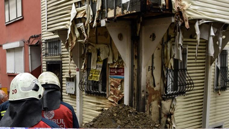 Beşiktaş'ta doğalgaz borusu patladı, bir bina yandı