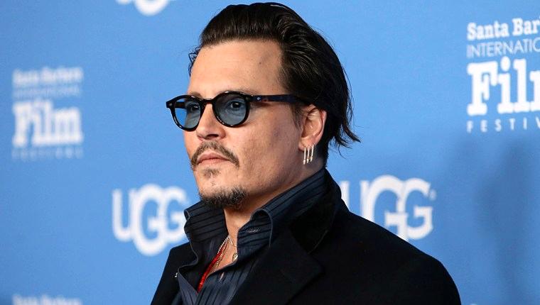 Johnny Depp evini satıyor!