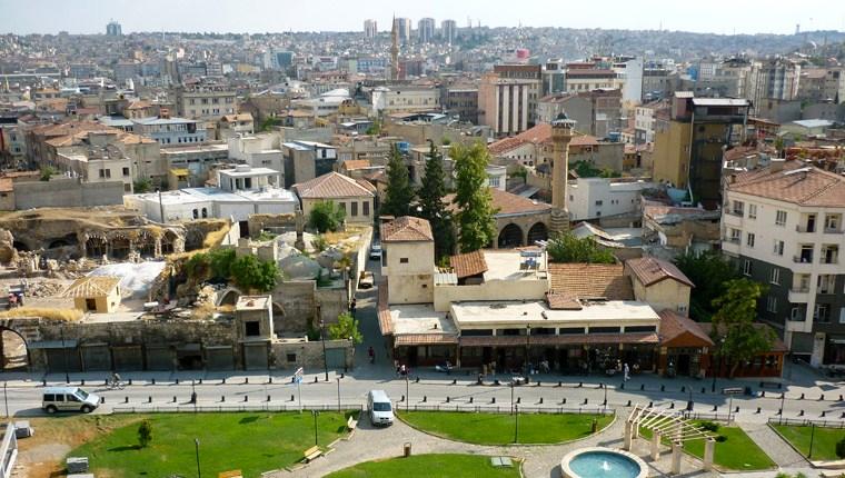 Gaziantep'te 4 konut alanı ile 2 akaryakıt istasyonu saışta