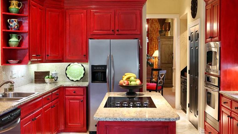 Kırmızı mutfak dekorasyon örnekleri